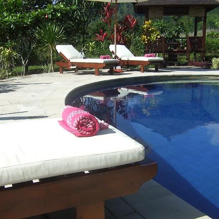 Guesthouse Rumah Senang Kalibaru Eksteriør billede