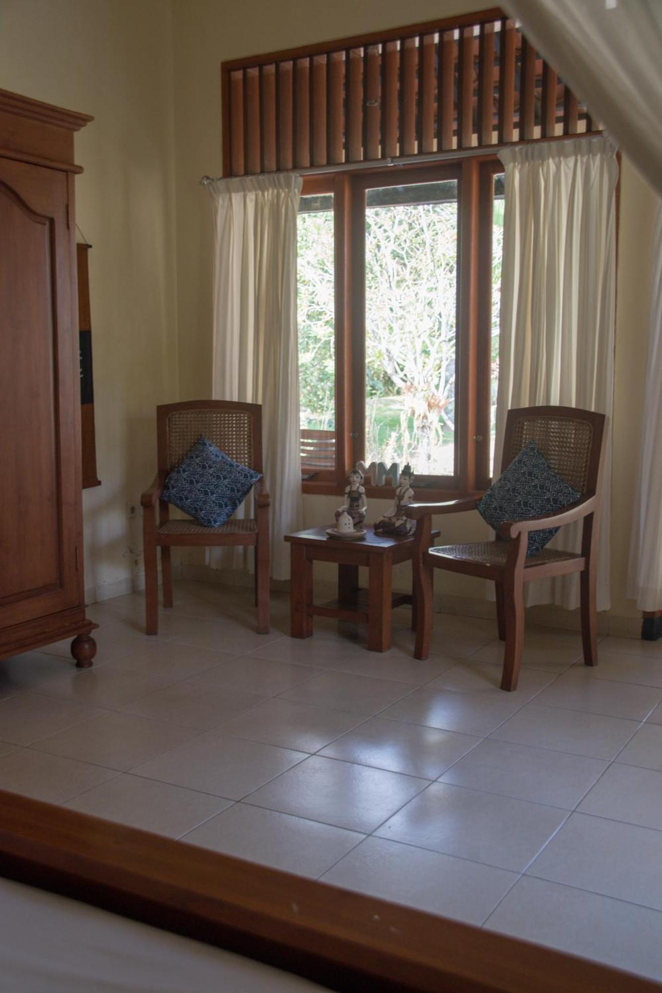 Guesthouse Rumah Senang Kalibaru Eksteriør billede