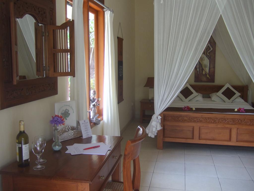 Guesthouse Rumah Senang Kalibaru Eksteriør billede